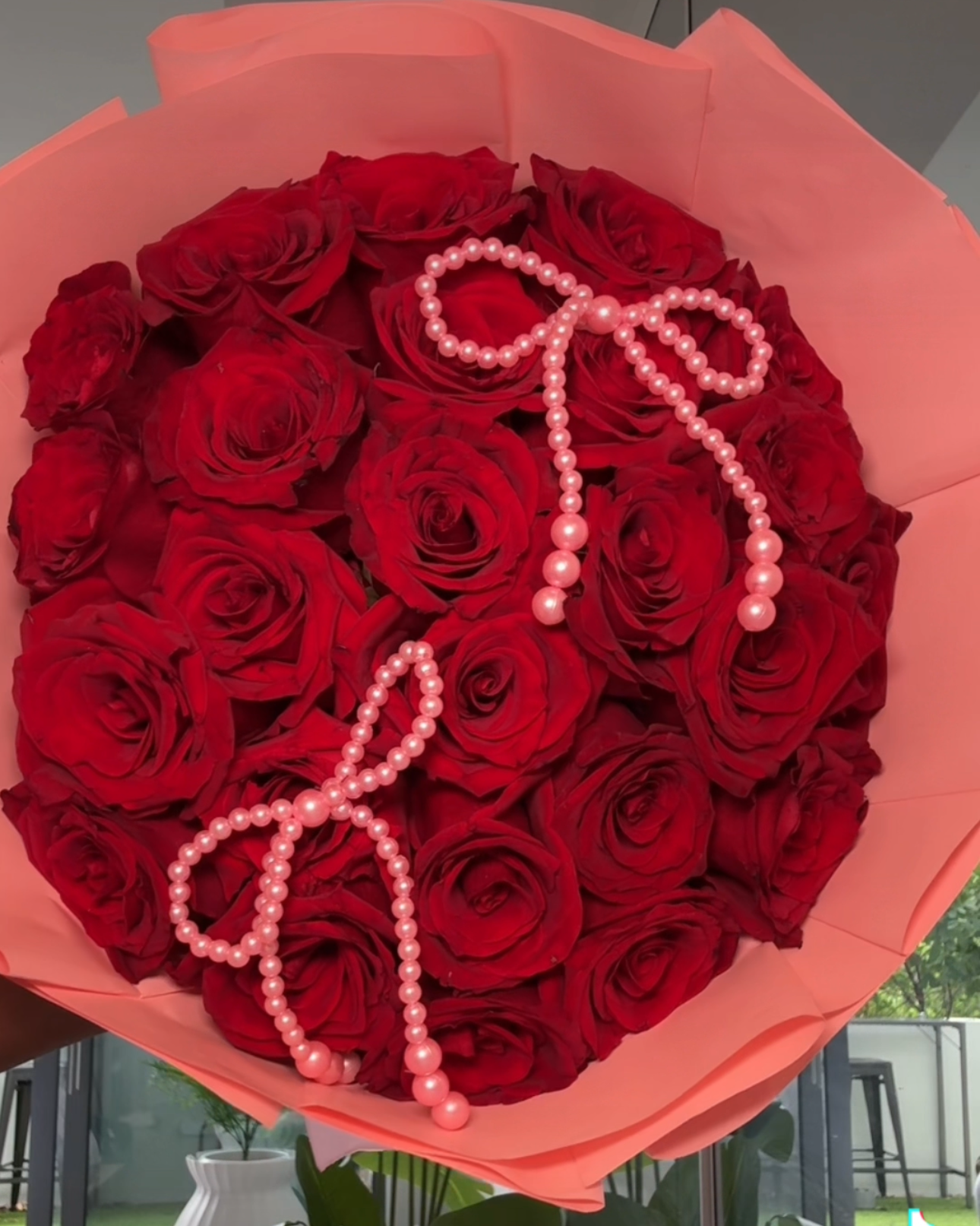 25 Count Long Stem Roses